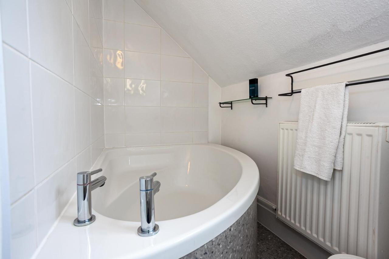 Cosy 2 Bed Apartment - Close To Leeds Centre 외부 사진