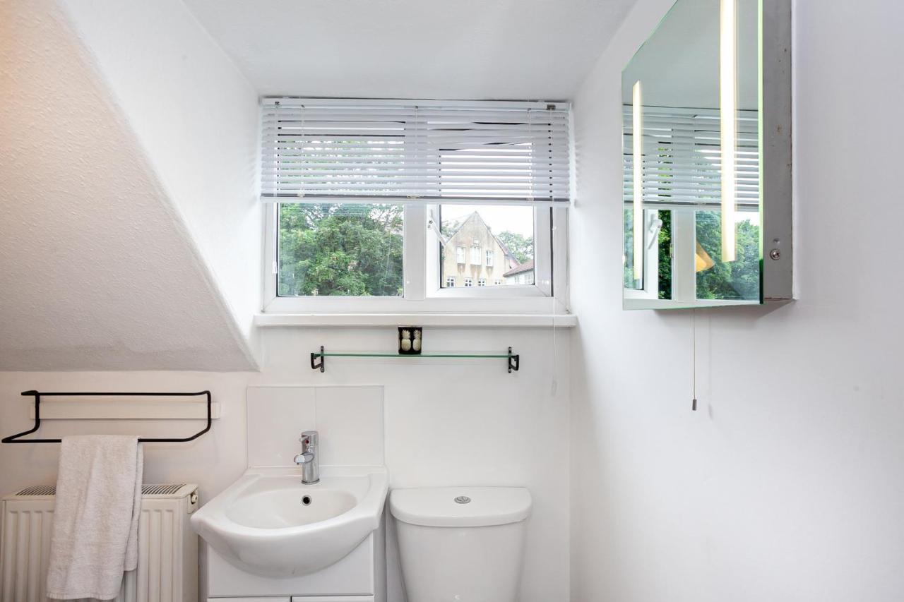 Cosy 2 Bed Apartment - Close To Leeds Centre 외부 사진