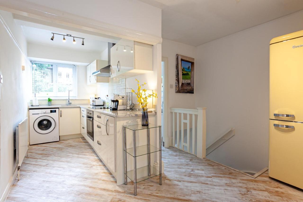 Cosy 2 Bed Apartment - Close To Leeds Centre 외부 사진