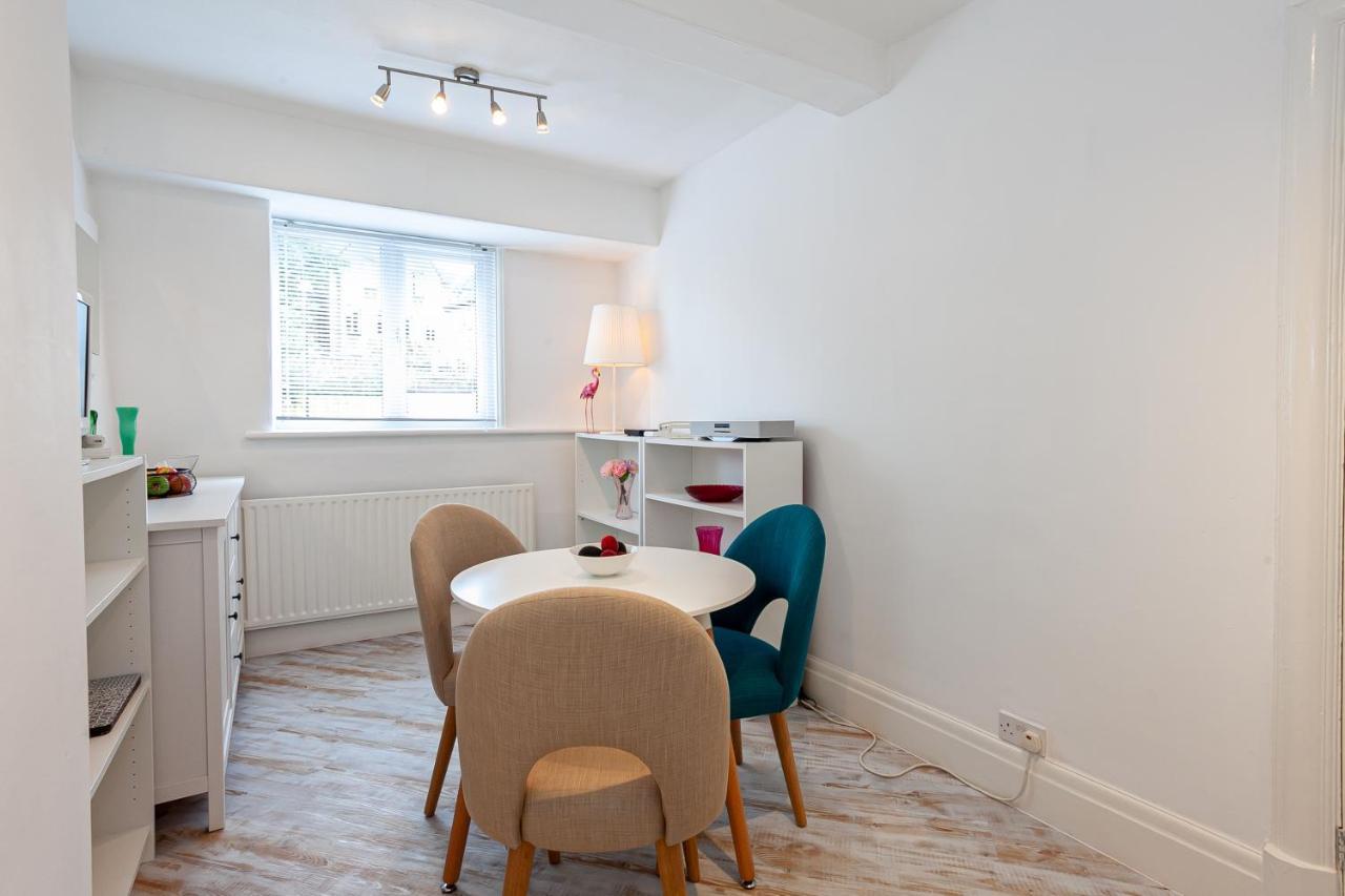 Cosy 2 Bed Apartment - Close To Leeds Centre 외부 사진