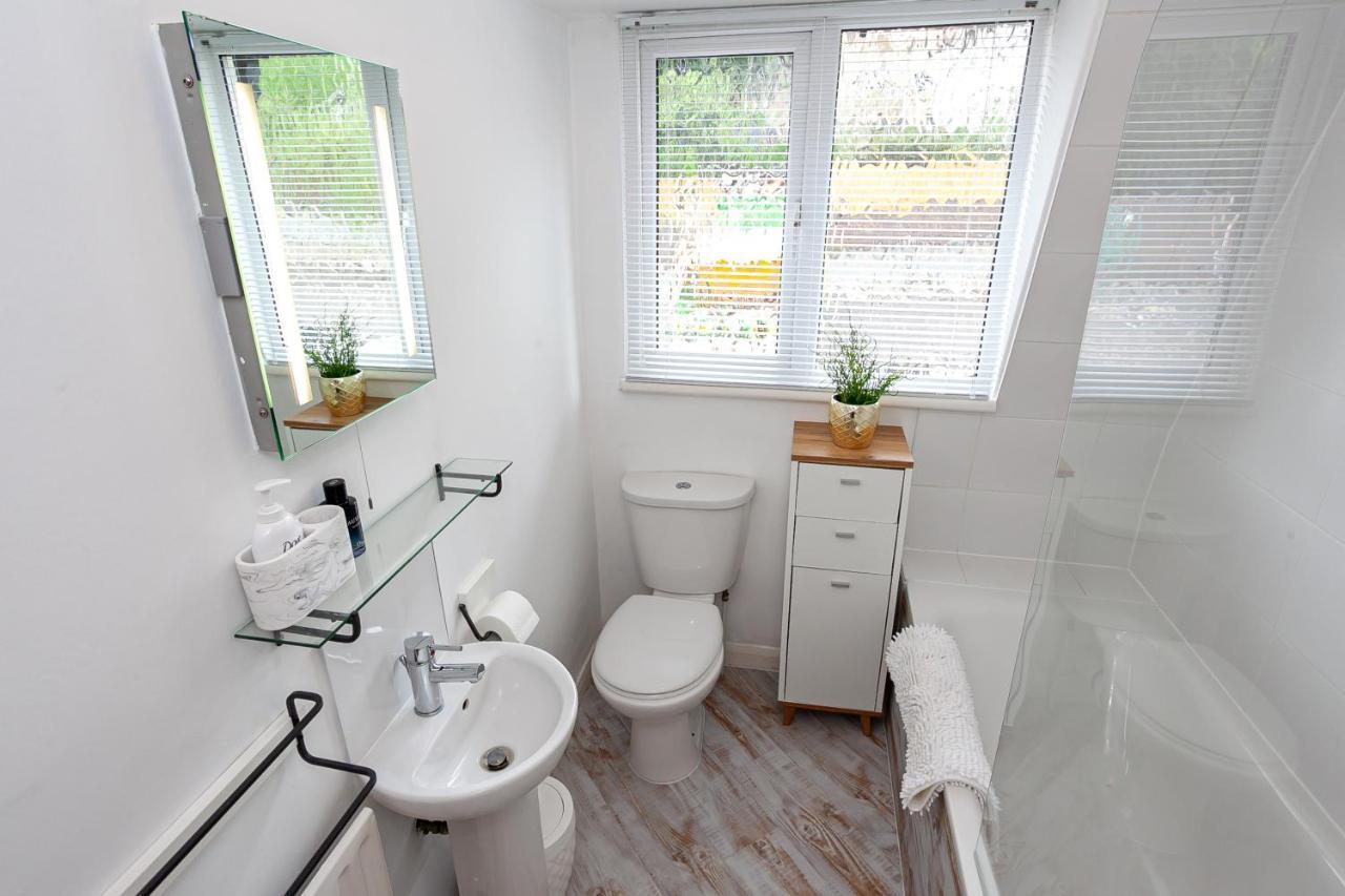Cosy 2 Bed Apartment - Close To Leeds Centre 외부 사진